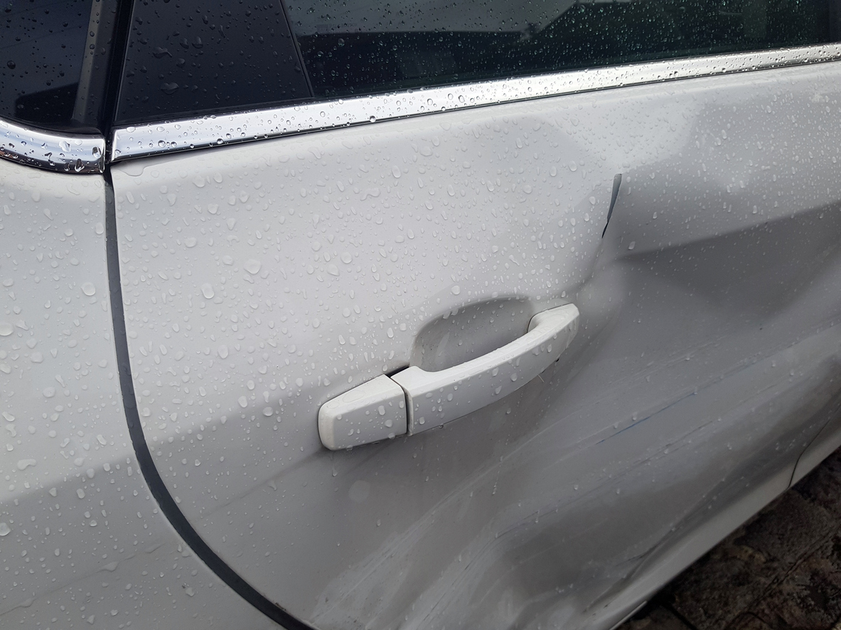 How Much to Replace a Car Door