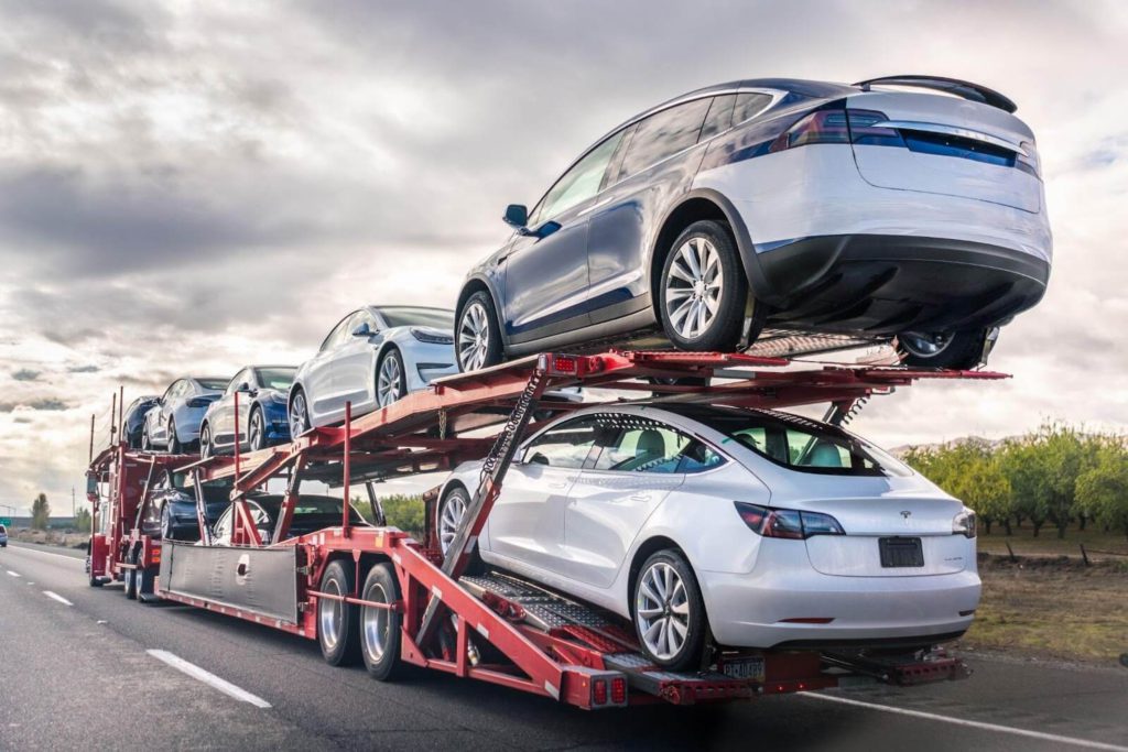 How Much to Ship a Car from Florida to California